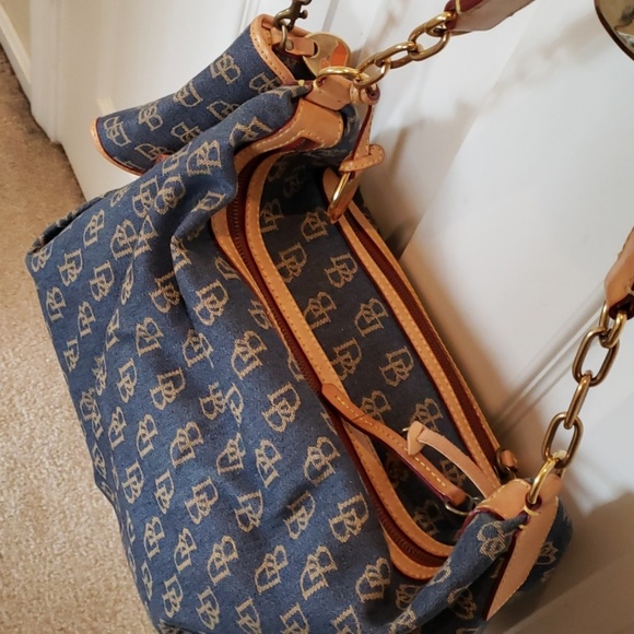 Dooney & Bourke handbag - Picture 7 of 8